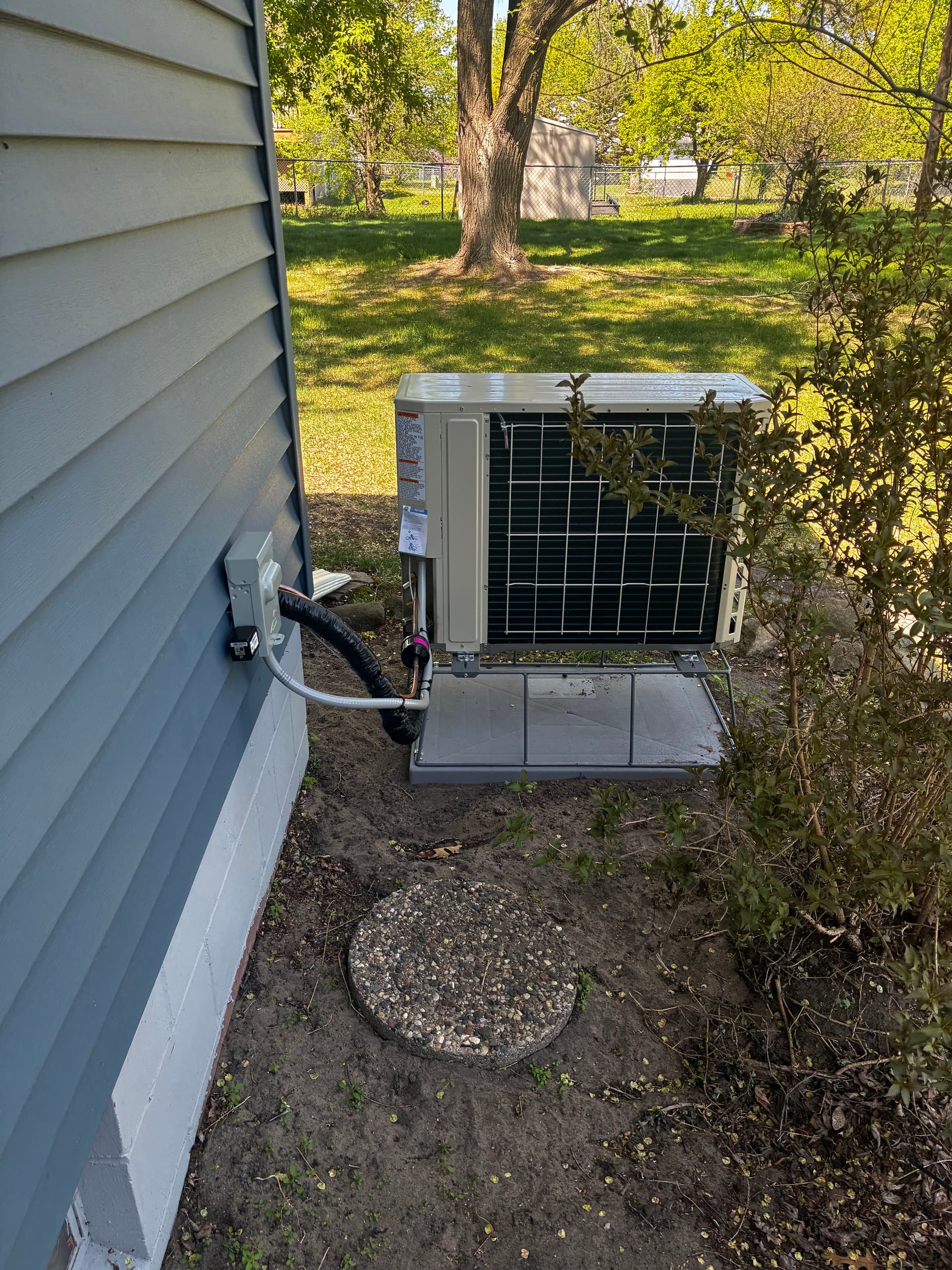 Gallery photos for Old HVAC System Replaced with a Full Daikin Fit Setup in Minnesota: Image #3