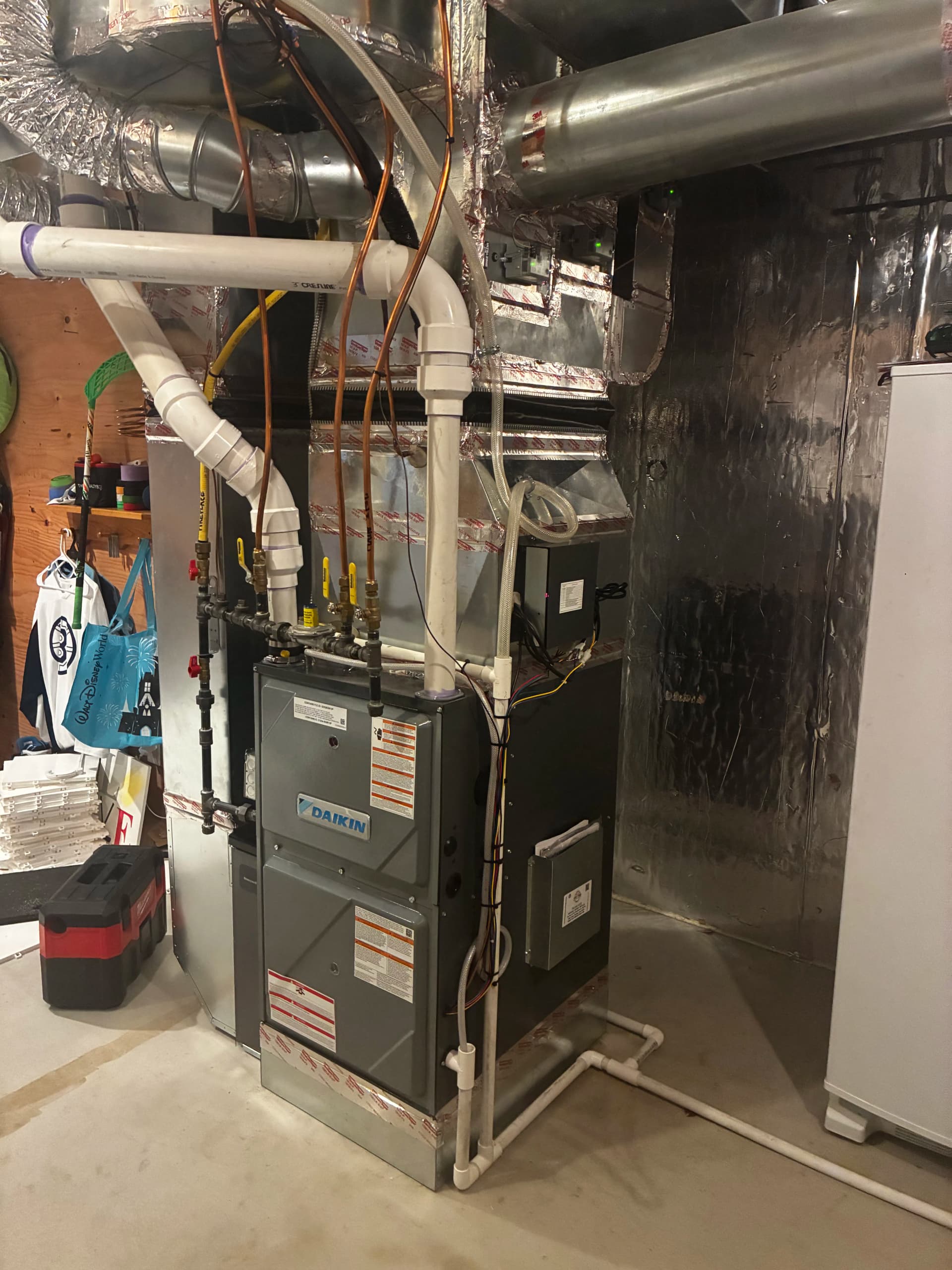 Daikin Fit Heat Pump and Modulating Furnace Install in Blaine image