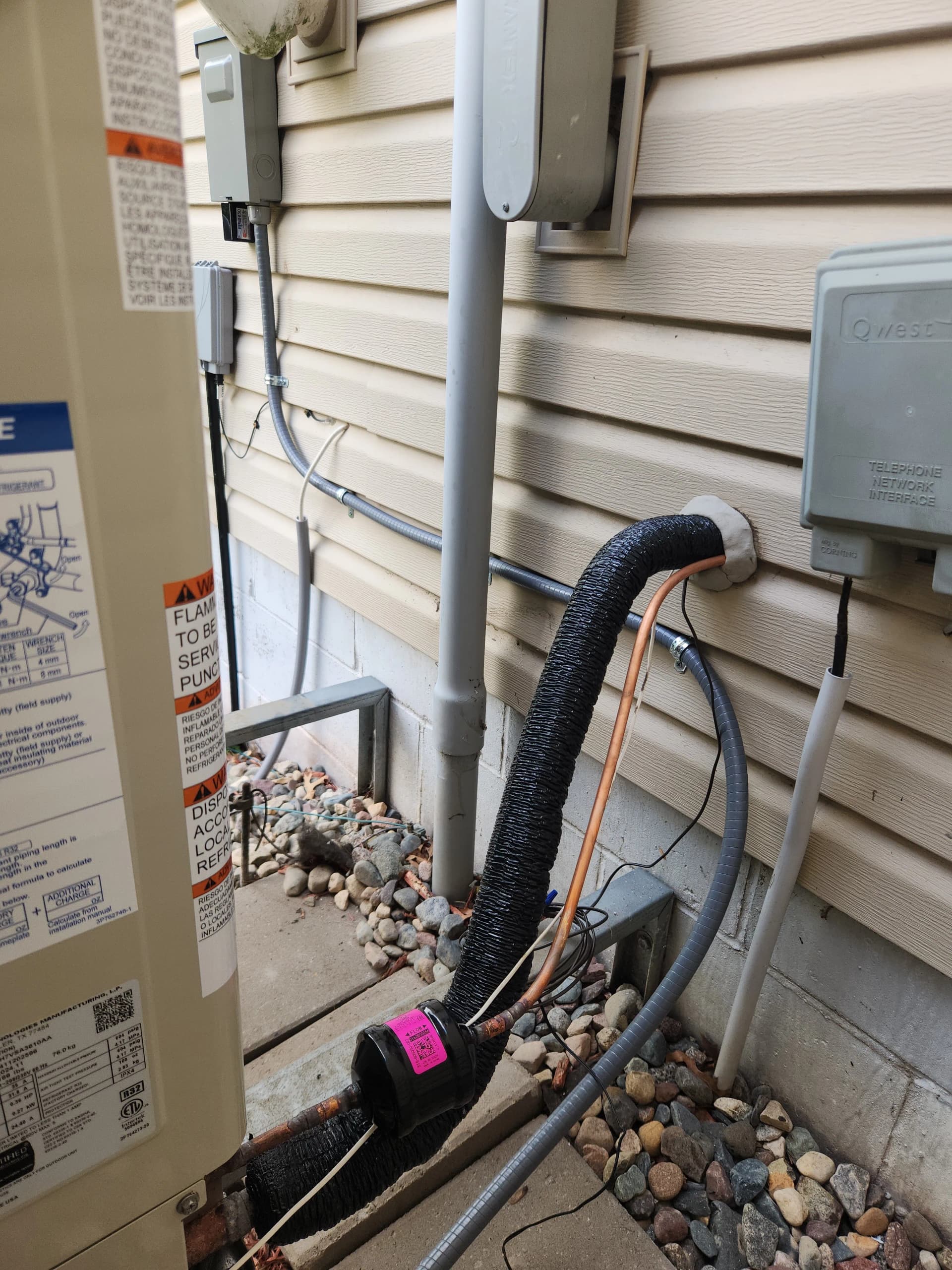 Gallery photos for Daikin FIT Heat Pump and High-Efficiency Furnace Install in Blaine: Image #2